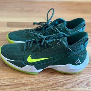 NIKE ZOOM FREAK ATHLETIC BASKETBALL SHOES SIZE 10.5 MEN